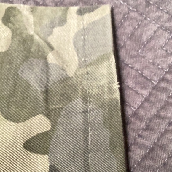 Jeanetix mens camouflage cargo pants, size W44/L33 inches - Picture 11 of 11